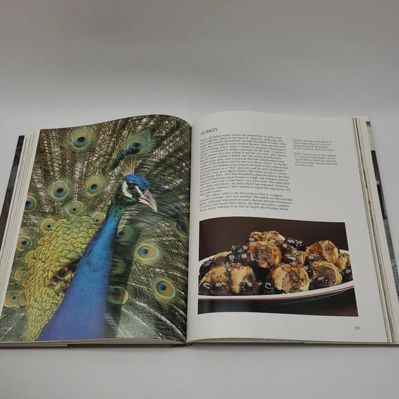 Giuliano Bugialli's Foods of Italy Cookbook HB DJ 1984 Color Photos - Picture 4 of 7